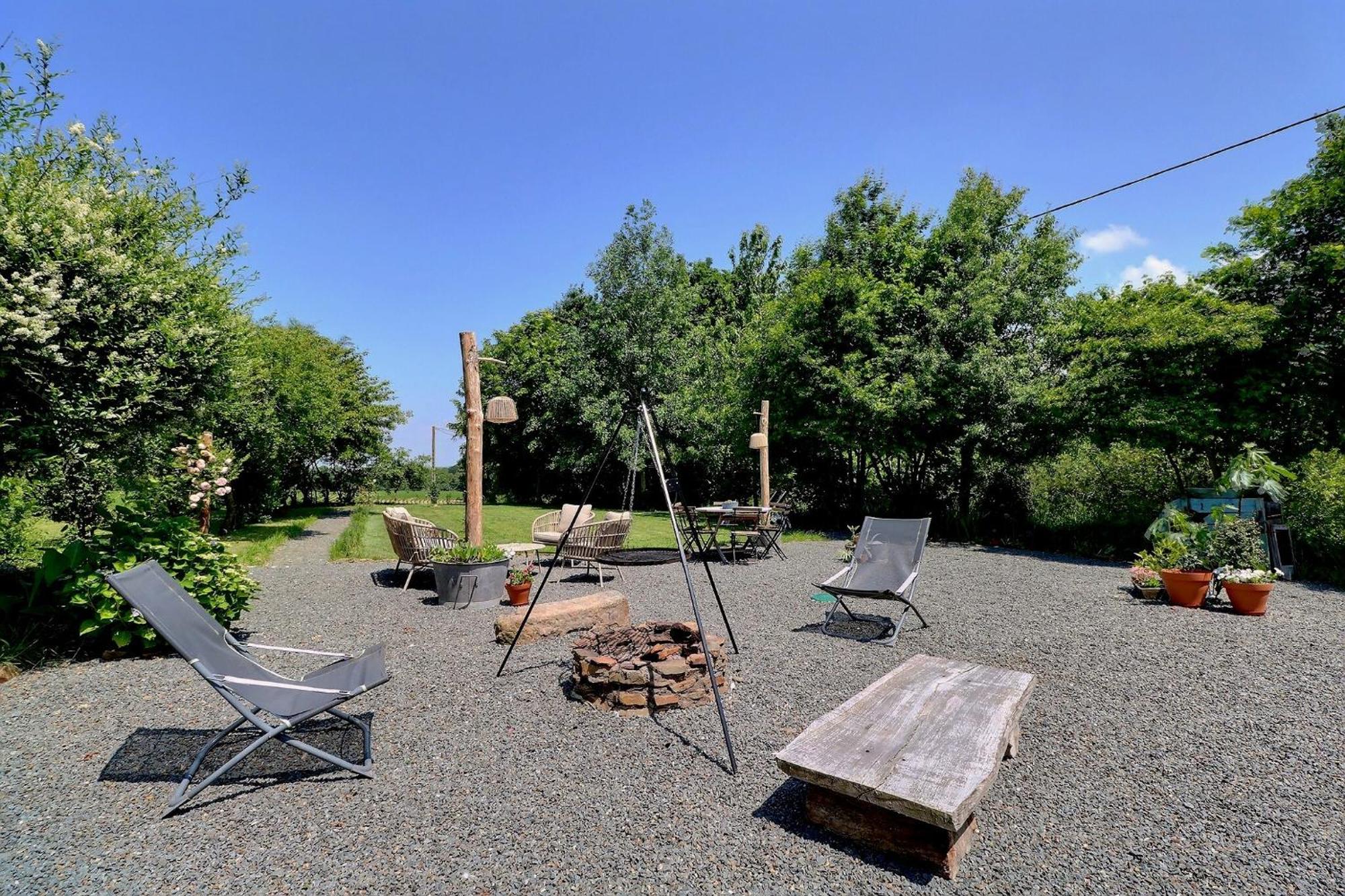 Bed and Breakfast Agritourisme Abae Sougeal Экстерьер фото